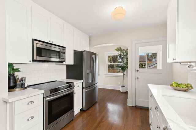 6531 27th Avenue NW, Seattle, WA 98117