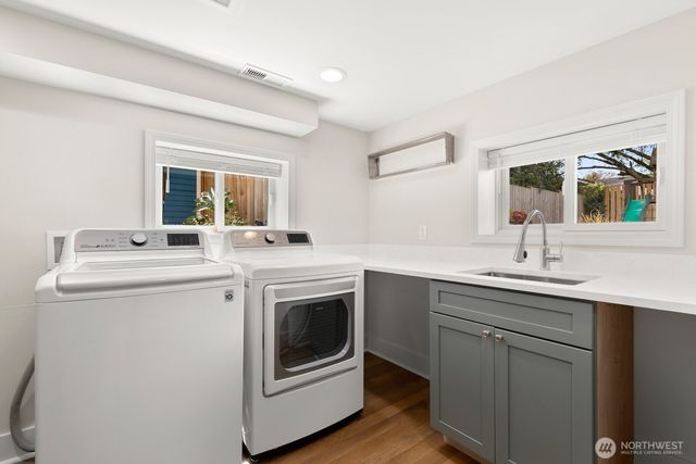 6531 27th Avenue NW, Seattle, WA 98117
