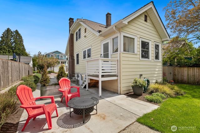 6531 27th Avenue NW, Seattle, WA 98117