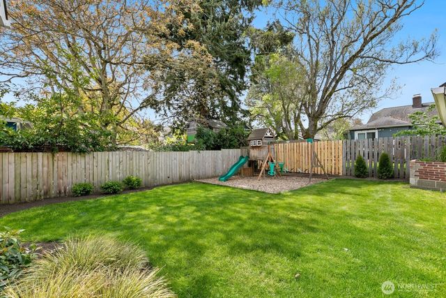 6531 27th Avenue NW, Seattle, WA 98117