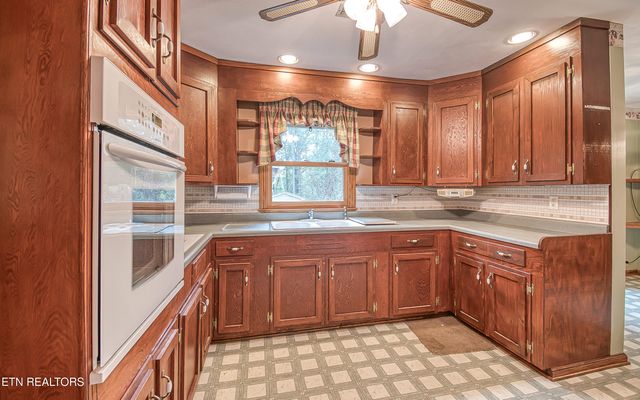 708 White Oak Drive, Knoxville, TN 37920