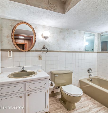708 White Oak Drive, Knoxville, TN 37920