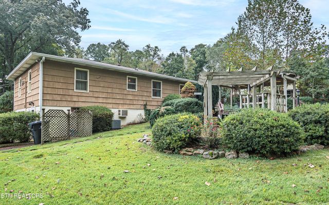 708 White Oak Drive, Knoxville, TN 37920