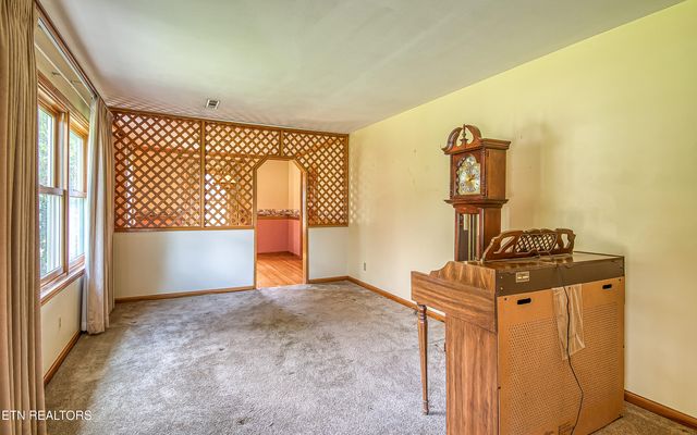 708 White Oak Drive, Knoxville, TN 37920