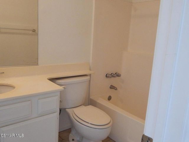 5261 Perkins Road, Oxnard, CA 93033