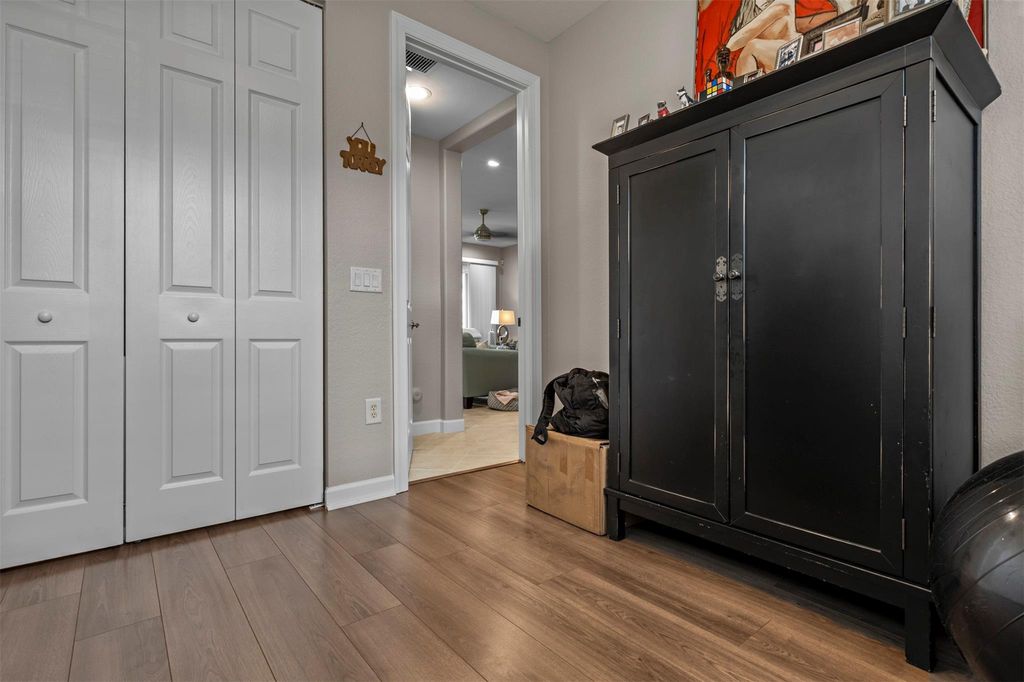 Image 31 of property listing at 8296 NW 128th Ln 8296, Parkland, FL 33076