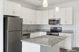 71 Connecticut Avenue 301, Norwalk, CT 06850