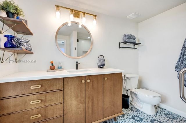 7350 SW 89th St 911S, Miami, FL 33156