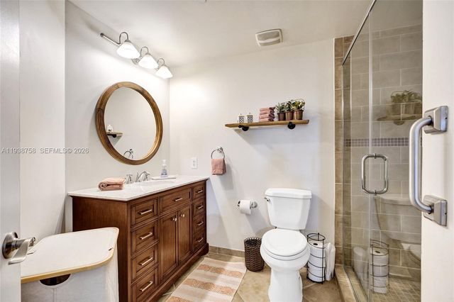 7350 SW 89th St 911S, Miami, FL 33156