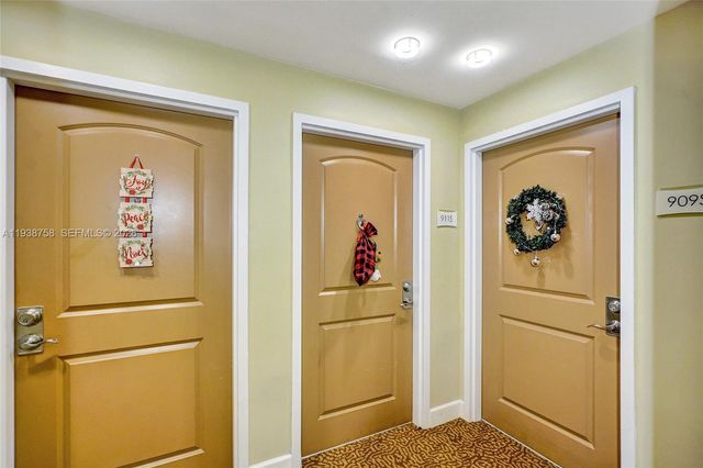 7350 SW 89th St 911S, Miami, FL 33156