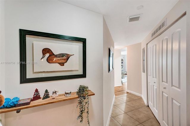 7350 SW 89th St 911S, Miami, FL 33156