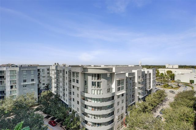 7350 SW 89th St 911S, Miami, FL 33156