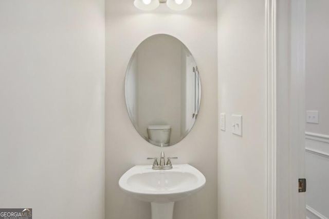 826 Kensington Street, Kingston, GA 30145