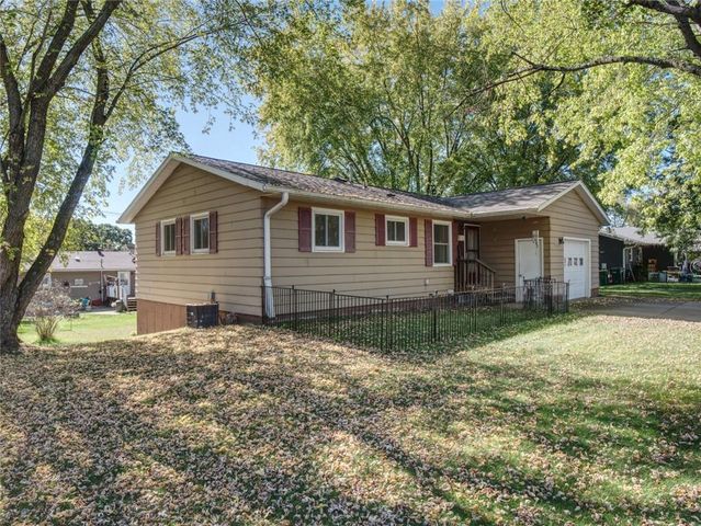 12825 Thomas Street, Osseo, WI 54758