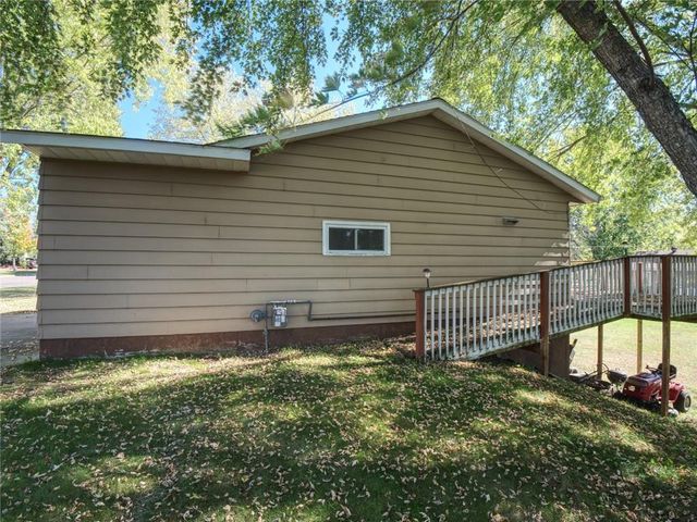 12825 Thomas Street, Osseo, WI 54758