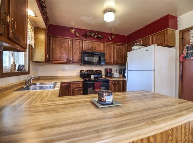 12825 Thomas Street, Osseo, WI 54758