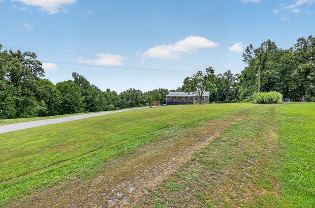 2237 Cold Springs Rd, Lafayette, TN 37083