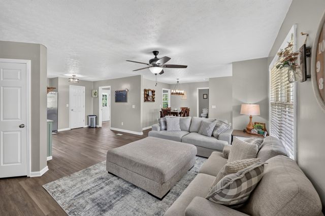 2237 Cold Springs Rd, Lafayette, TN 37083