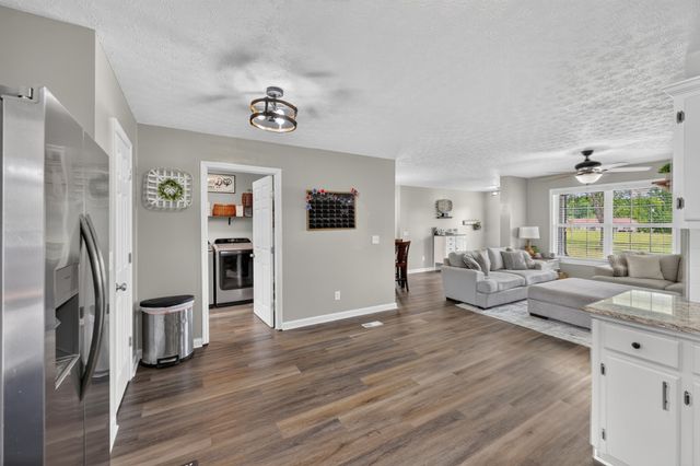 2237 Cold Springs Rd, Lafayette, TN 37083