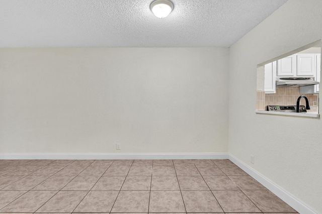 2510 Riverside Drive 2510, Coral Springs, FL 33065