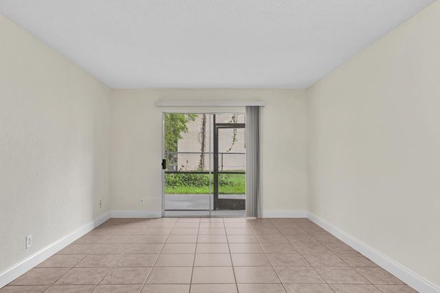 2510 Riverside Drive 2510, Coral Springs, FL 33065