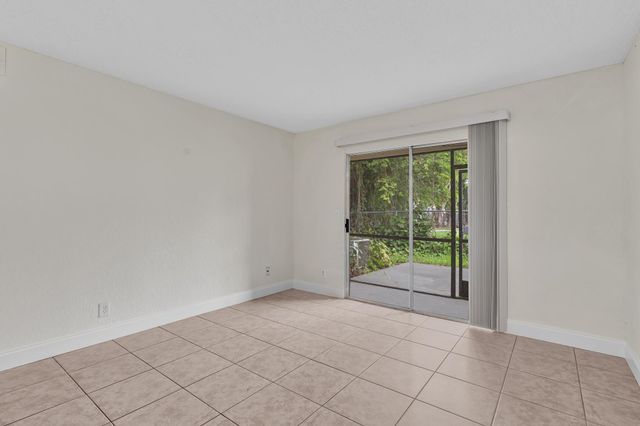 2510 Riverside Drive 2510, Coral Springs, FL 33065