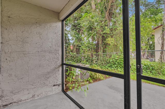 2510 Riverside Drive 2510, Coral Springs, FL 33065