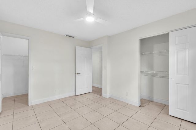 2510 Riverside Drive 2510, Coral Springs, FL 33065