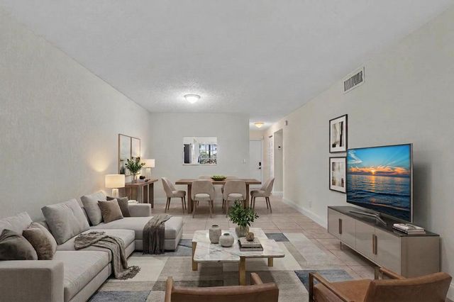 2510 Riverside Drive 2510, Coral Springs, FL 33065