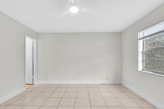 2510 Riverside Drive 2510, Coral Springs, FL 33065