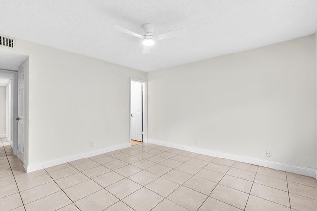 2510 Riverside Drive 2510, Coral Springs, FL 33065