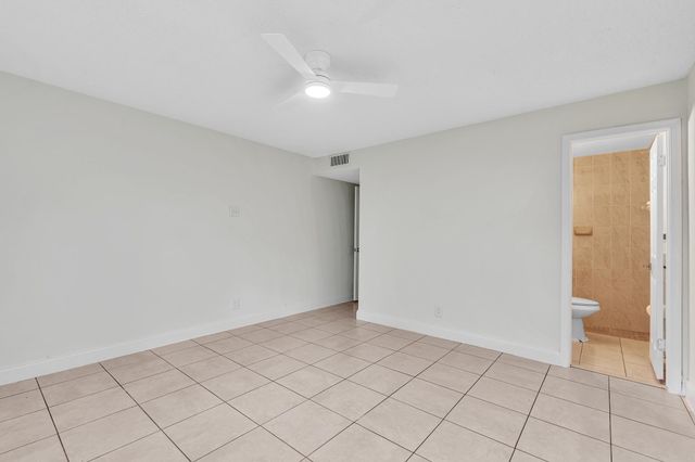 2510 Riverside Drive 2510, Coral Springs, FL 33065
