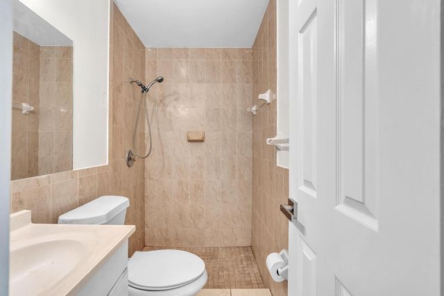 2510 Riverside Drive 2510, Coral Springs, FL 33065