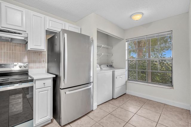 2510 Riverside Drive 2510, Coral Springs, FL 33065