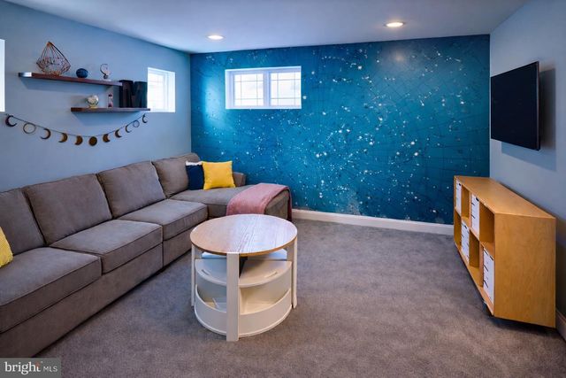 2015 MARGRAVE AVE, Fallston, MD 21047