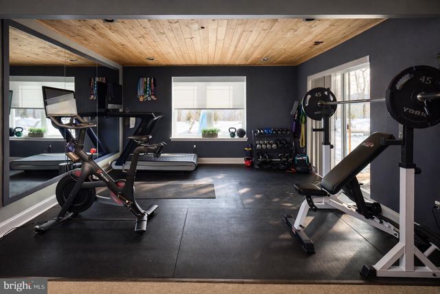 2015 MARGRAVE AVE, Fallston, MD 21047