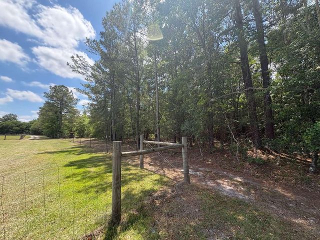 1660 Nathan Dr., Loris, SC 29569