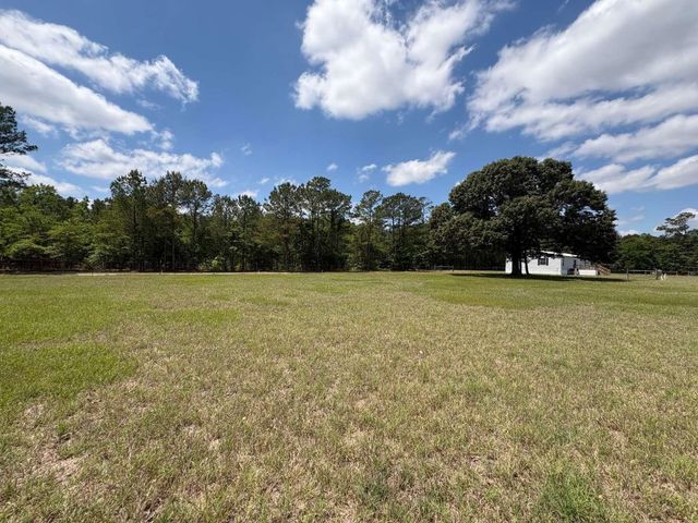 1660 Nathan Dr., Loris, SC 29569