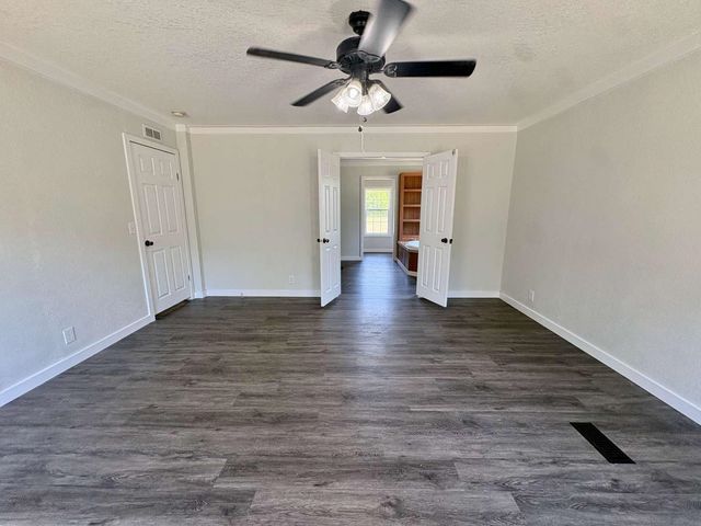 1660 Nathan Dr., Loris, SC 29569
