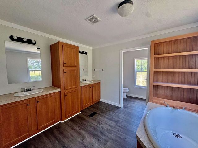 1660 Nathan Dr., Loris, SC 29569