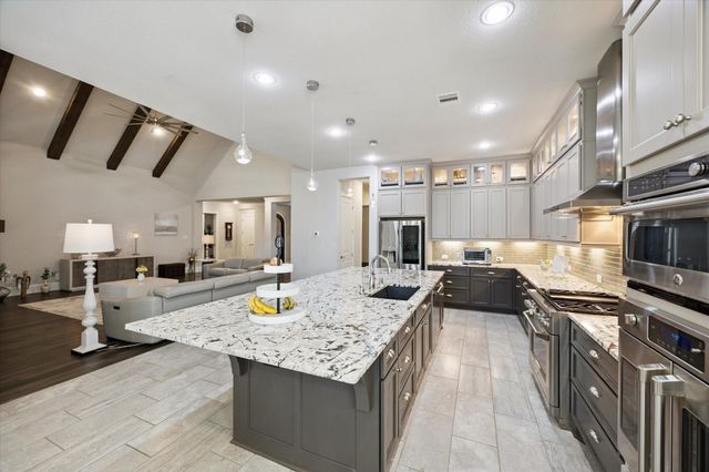 6918 Champion Trail, Katy, TX 77493