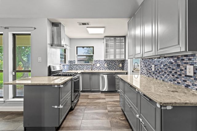 4017 Timberidge Drive, Irving, TX 75038