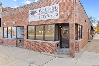 8200 S Stony Island Avenue, Chicago, IL 60617