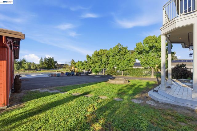 2680 Marina Ave., Livermore, CA 94550