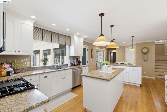 2680 Marina Ave., Livermore, CA 94550