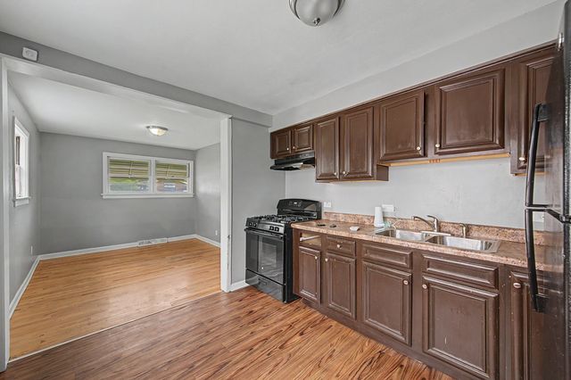 1481 Lincoln Avenue, Calumet City, IL 60409