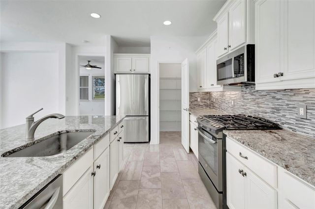78 BAYOU BEND ROAD, Groveland, FL 34736