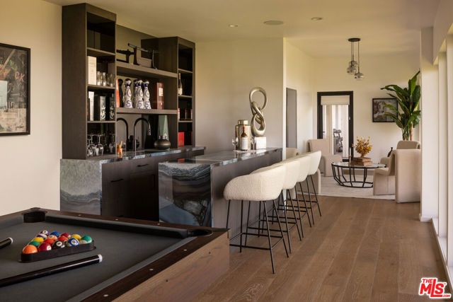 8620 Skyline Drive, Los Angeles, CA 90046