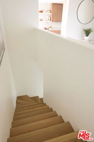 8620 Skyline Drive, Los Angeles, CA 90046