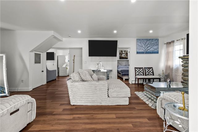 129 Shore Road, East Providence, RI 02903